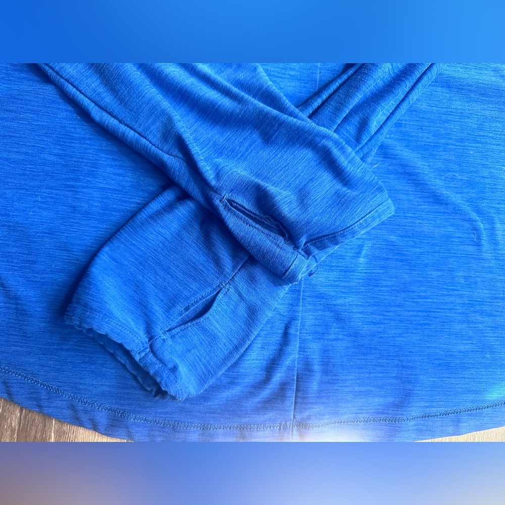 Danskin Long Sleeve Pullover Hooded Athletic Shirt – Size Large | Royal Blue - Picture 11 of 13